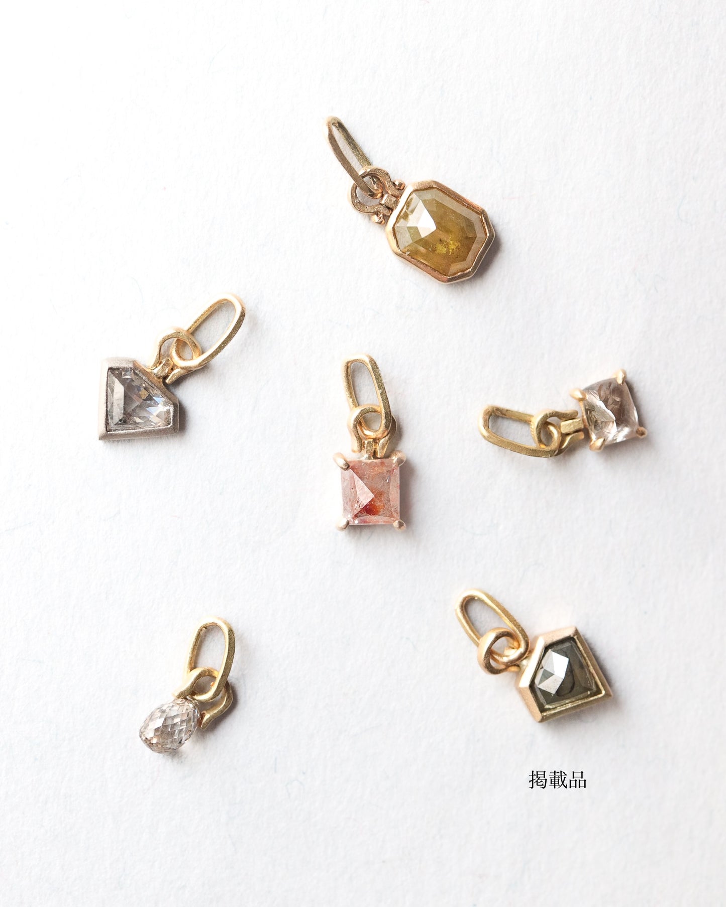 HorseShoe collet Necklace - Diamond -