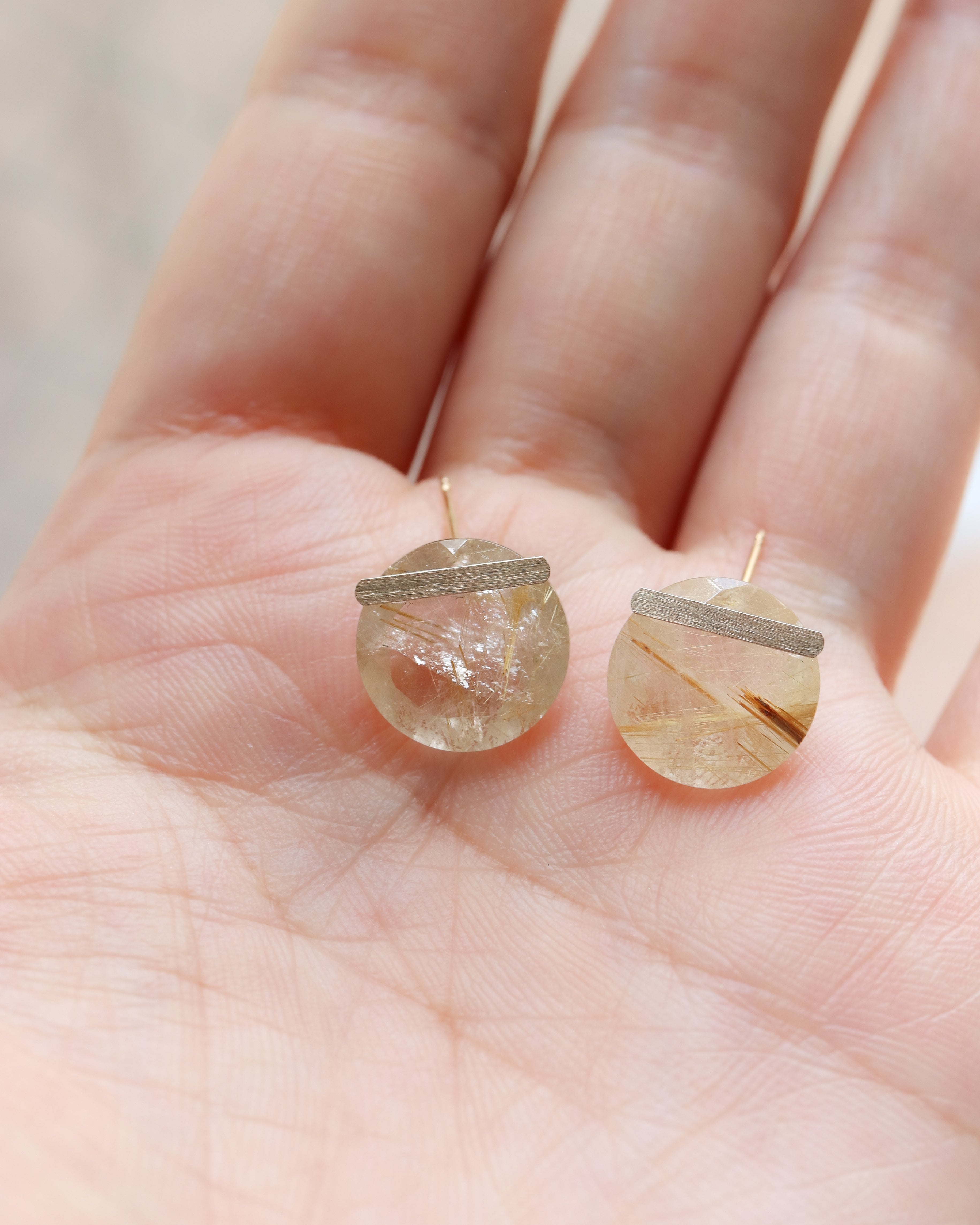 Bar stone Pierced Earring - Golden Rutilated Quartz -