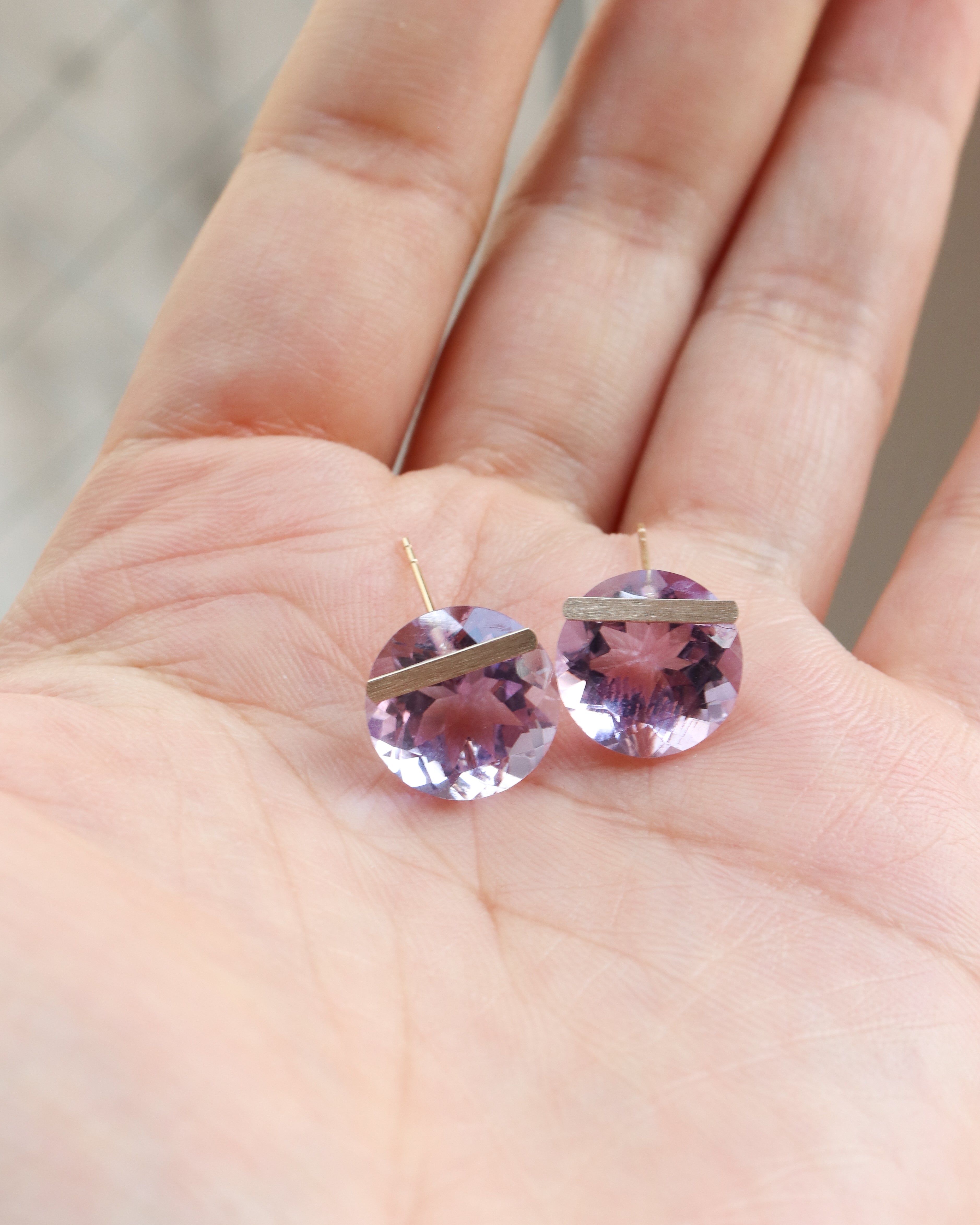 Bar stone Pierced Earring - Amethyst -