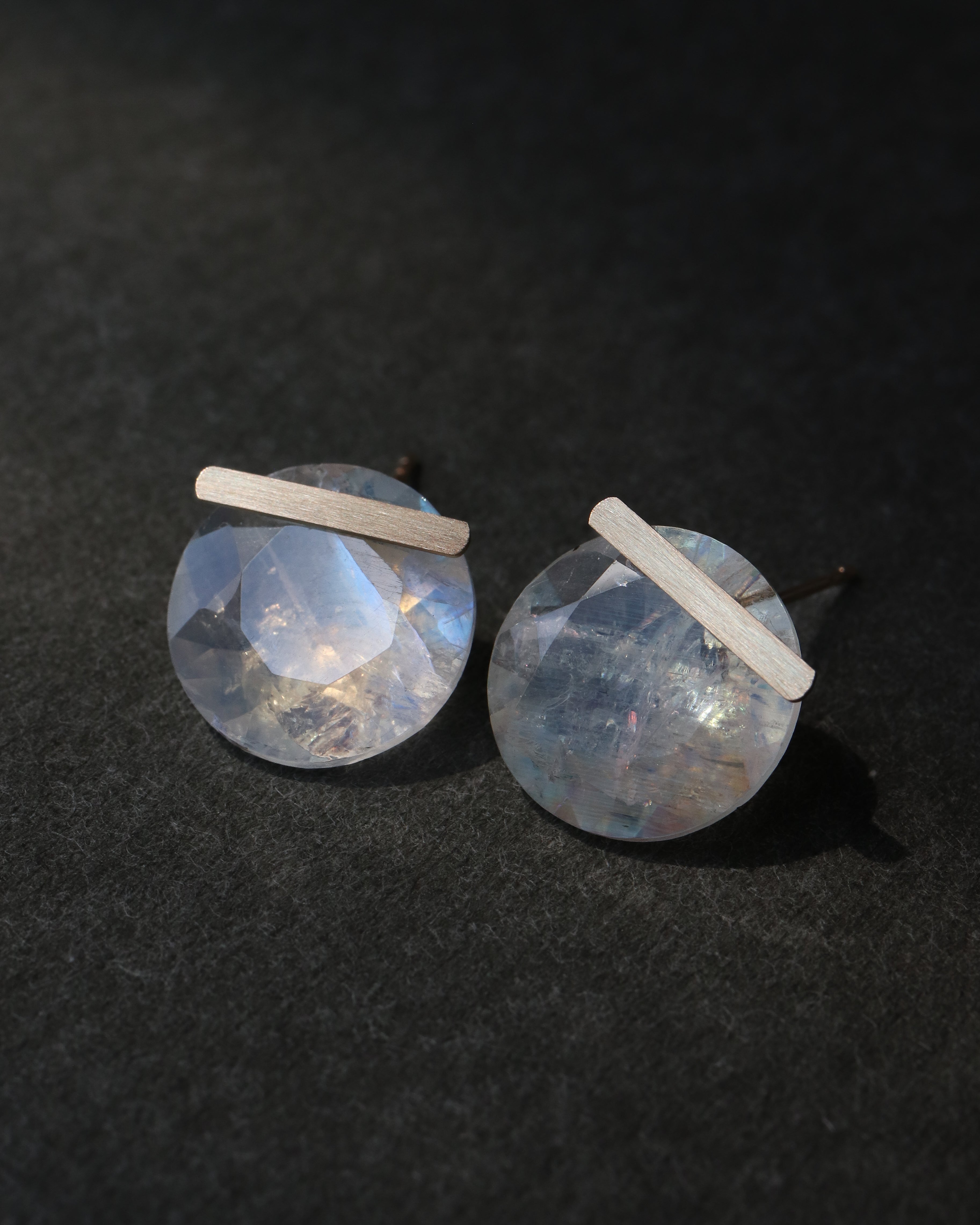 Bar stone Pierced Earring - Rainbow Moon Stone -
