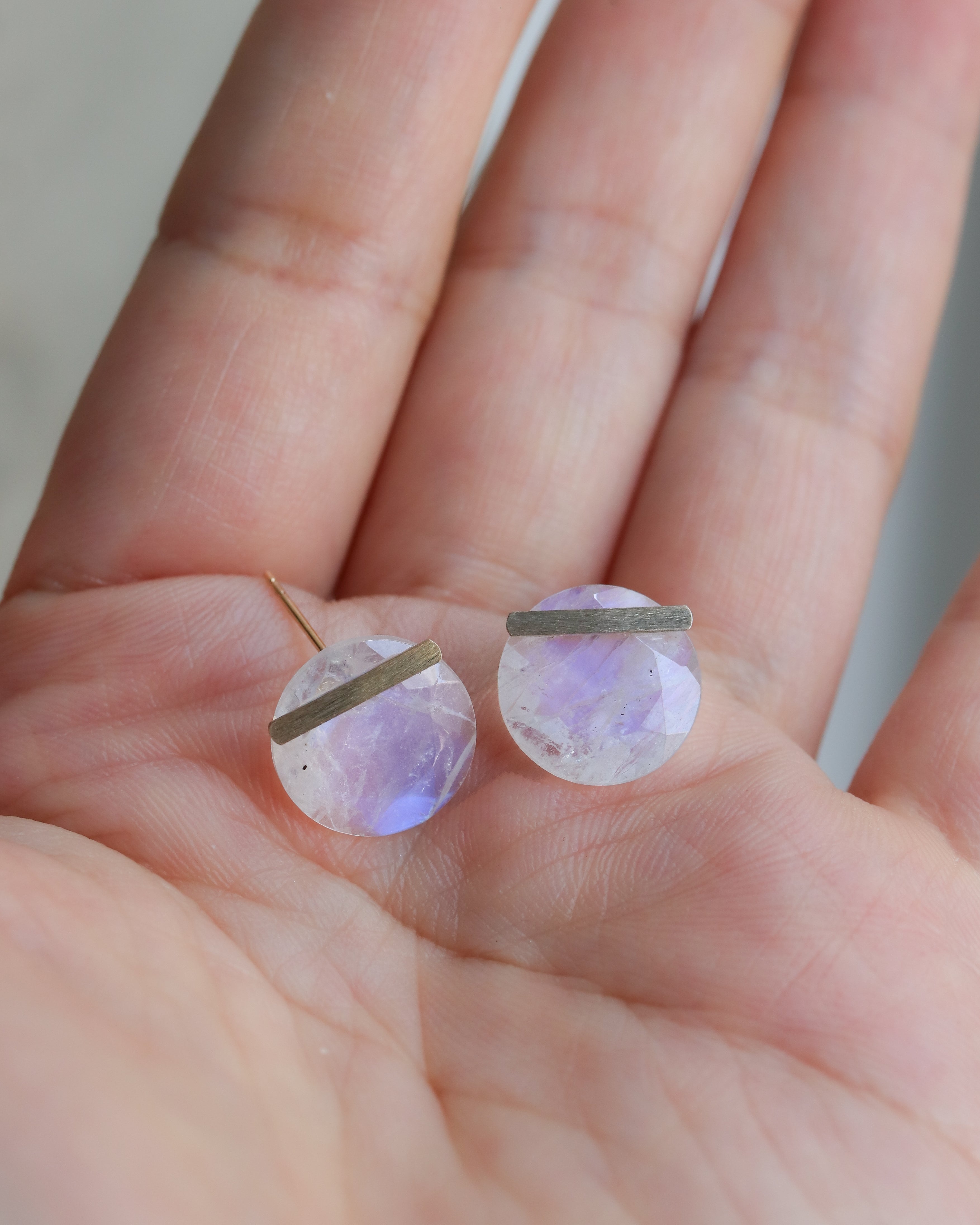 Bar stone Pierced Earring - Rainbow Moon Stone -