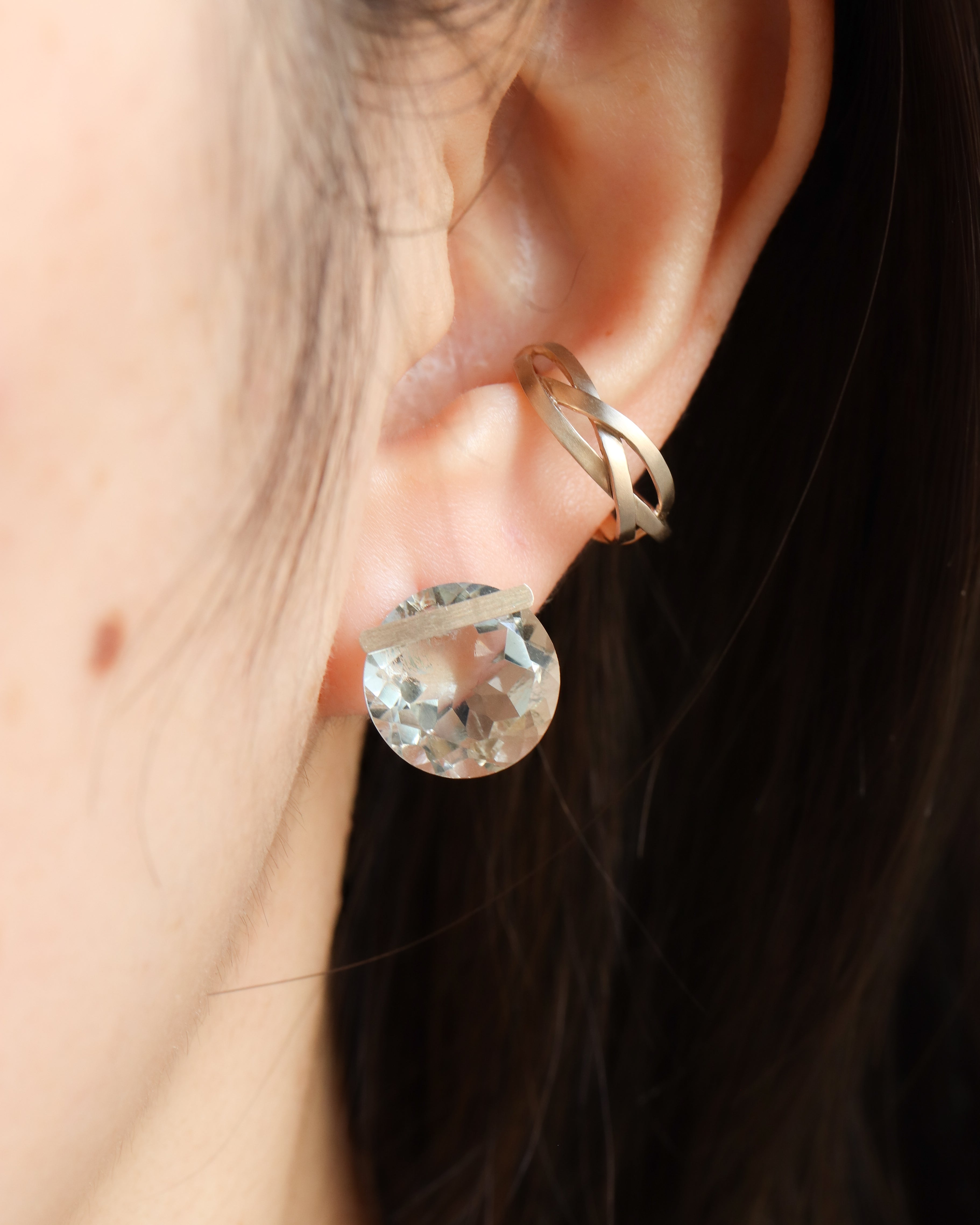 Bar stone Pierced Earring - Green Amethyst -