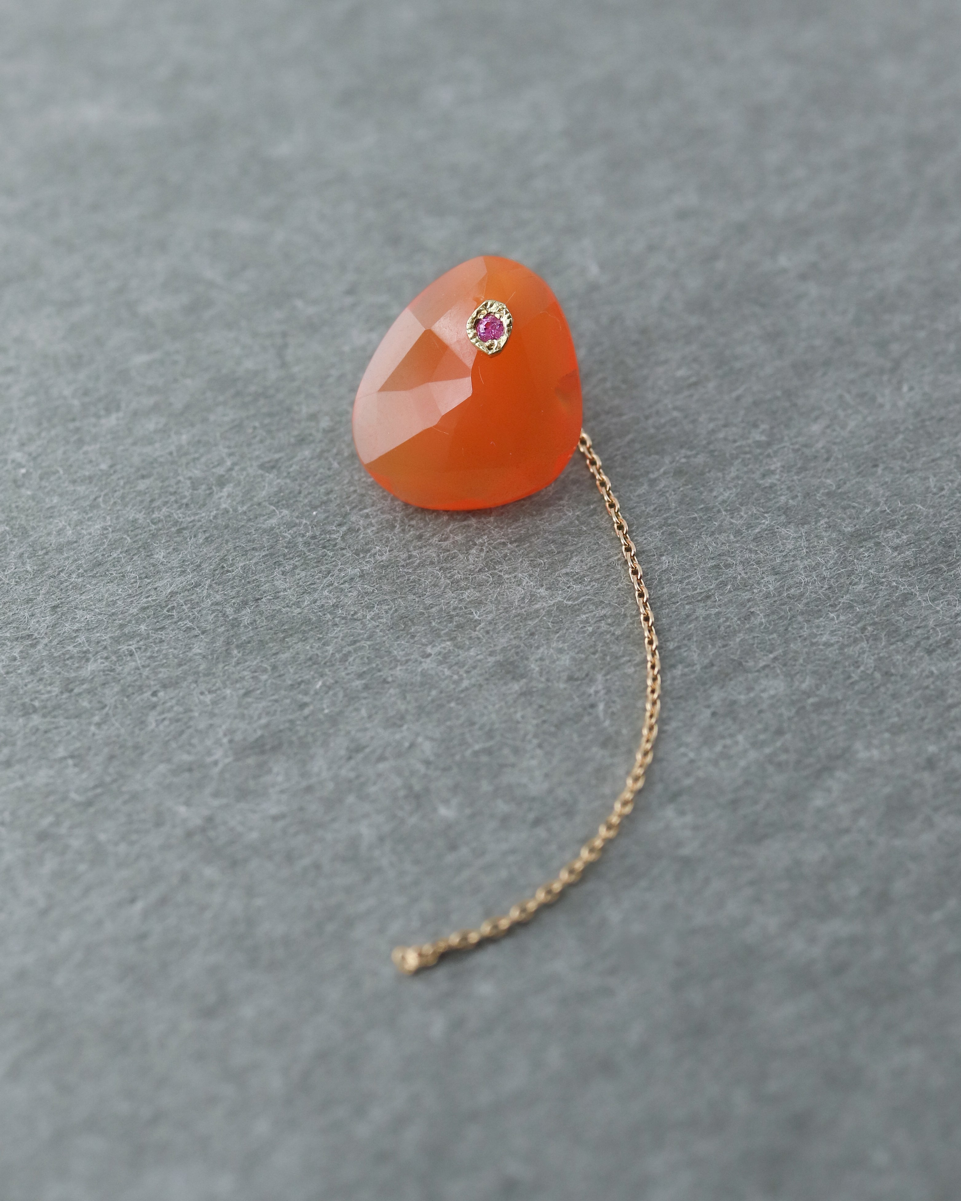 Flat Pierced Earring - Carnelian -