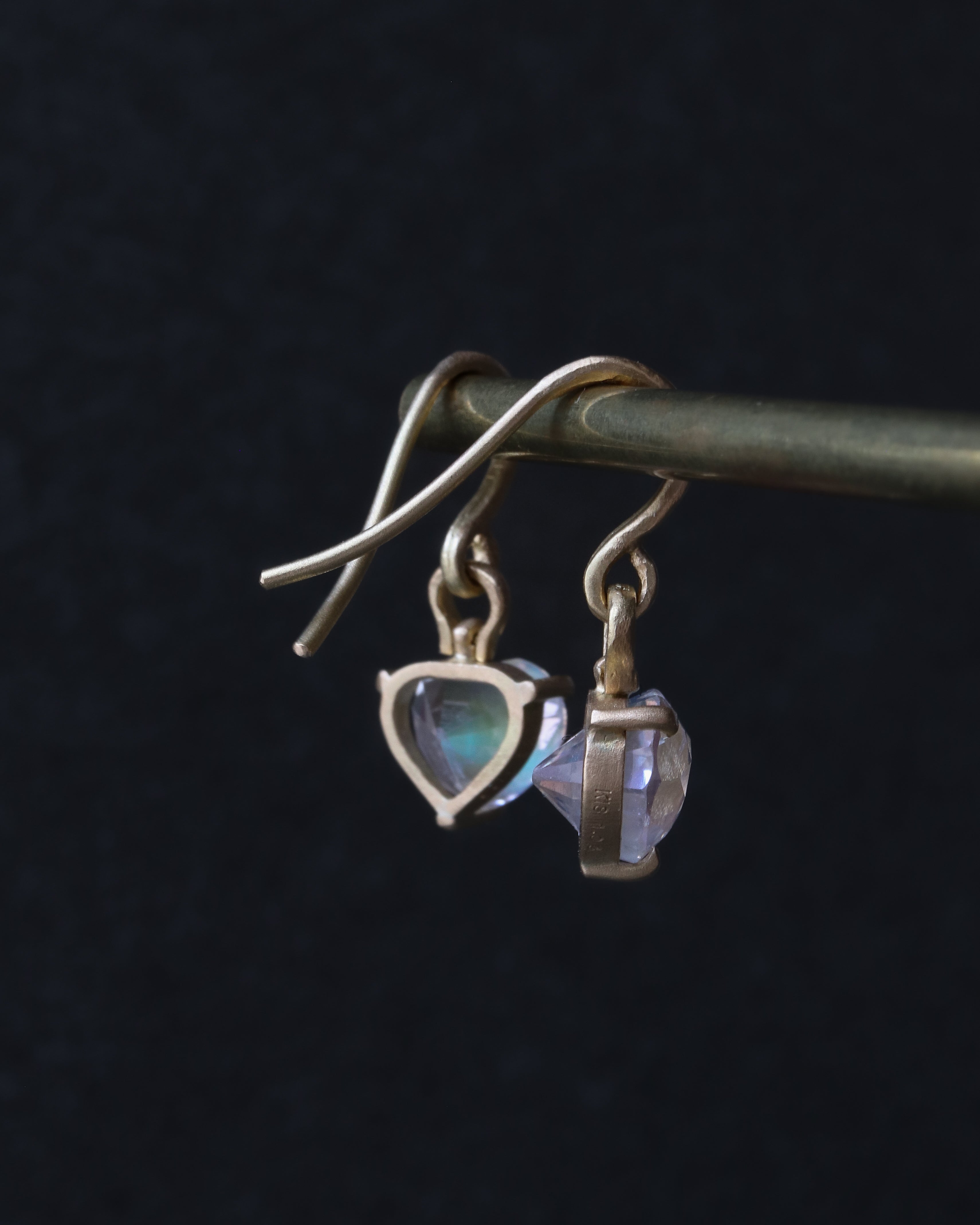 Horse Shoe Prong Pierced Earring - Rainbow Moon Stone -