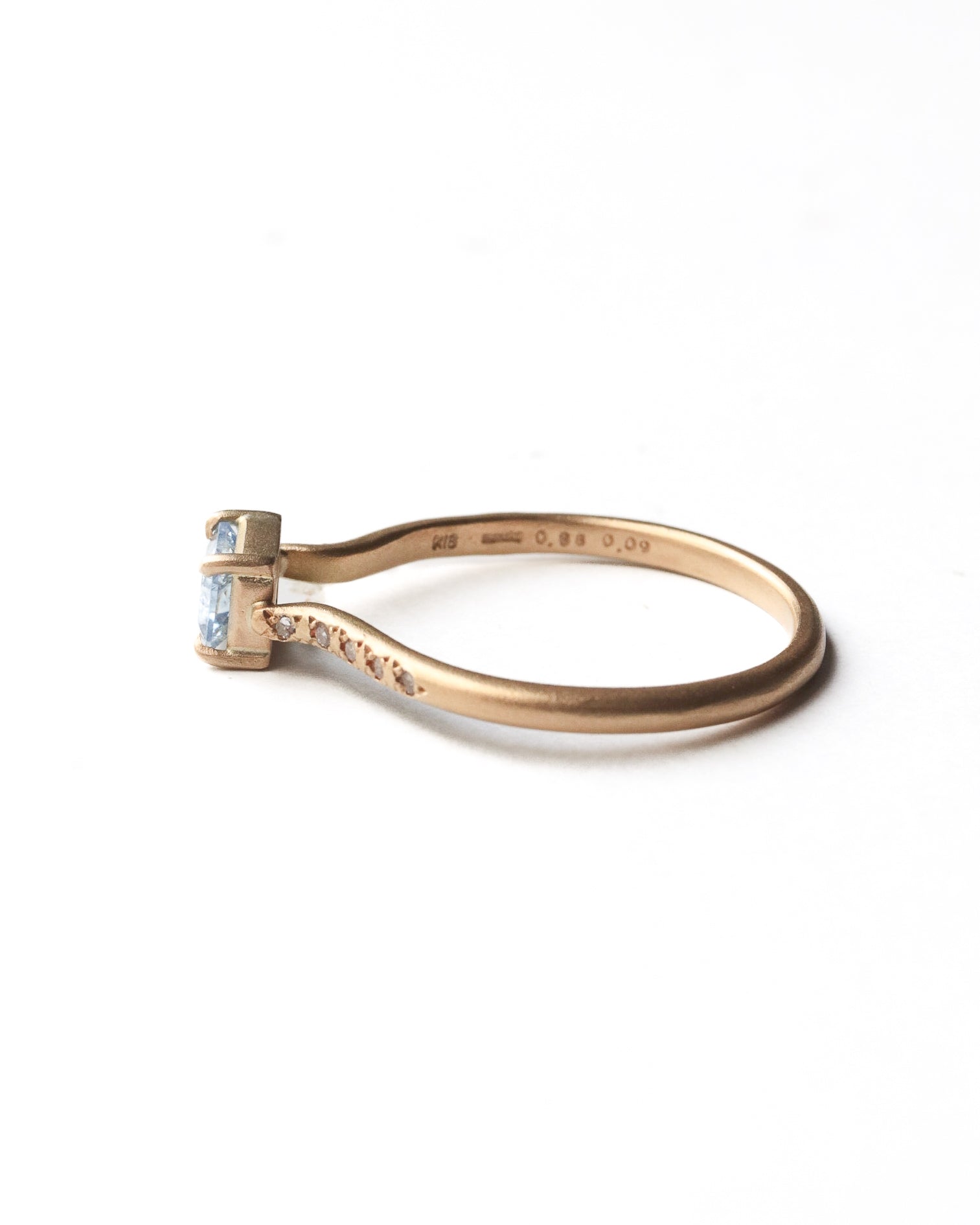Prong Ring - Benitoite -