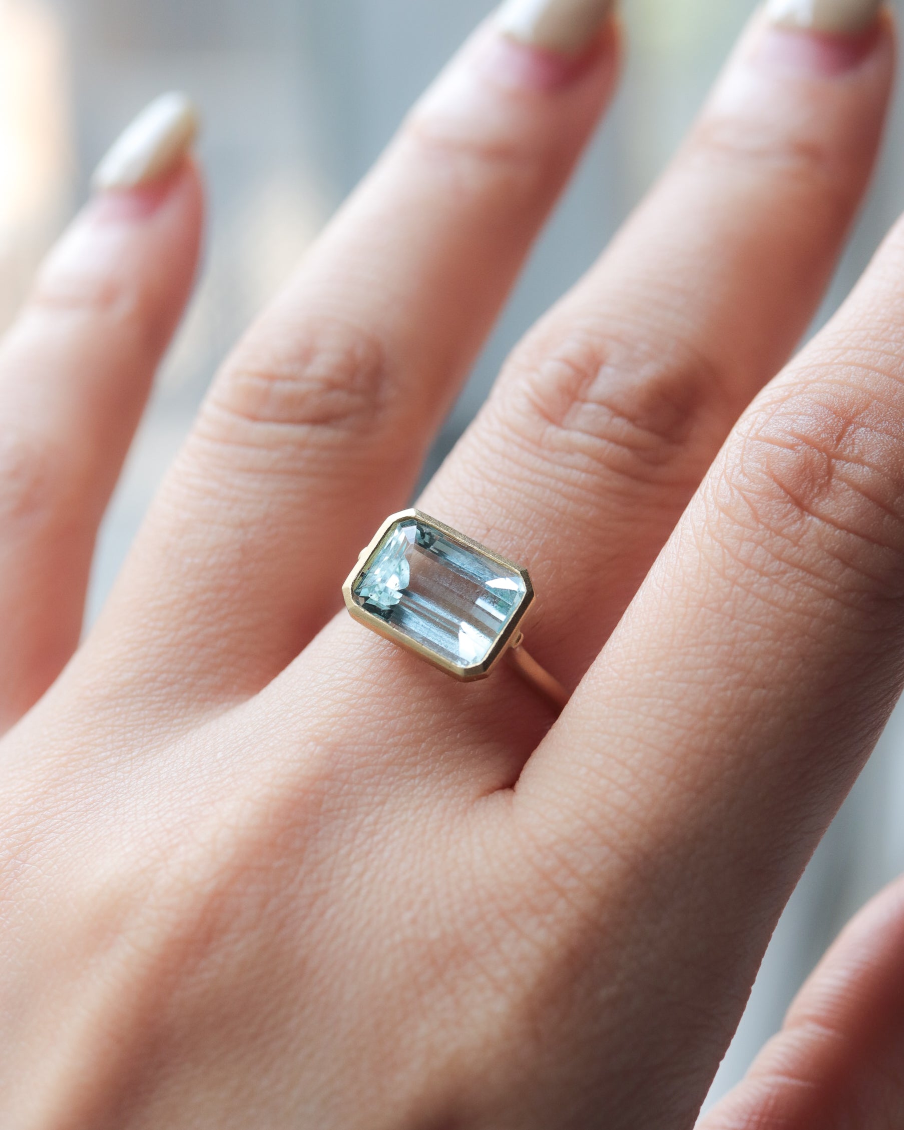 Collet Ring - Aquamarine -