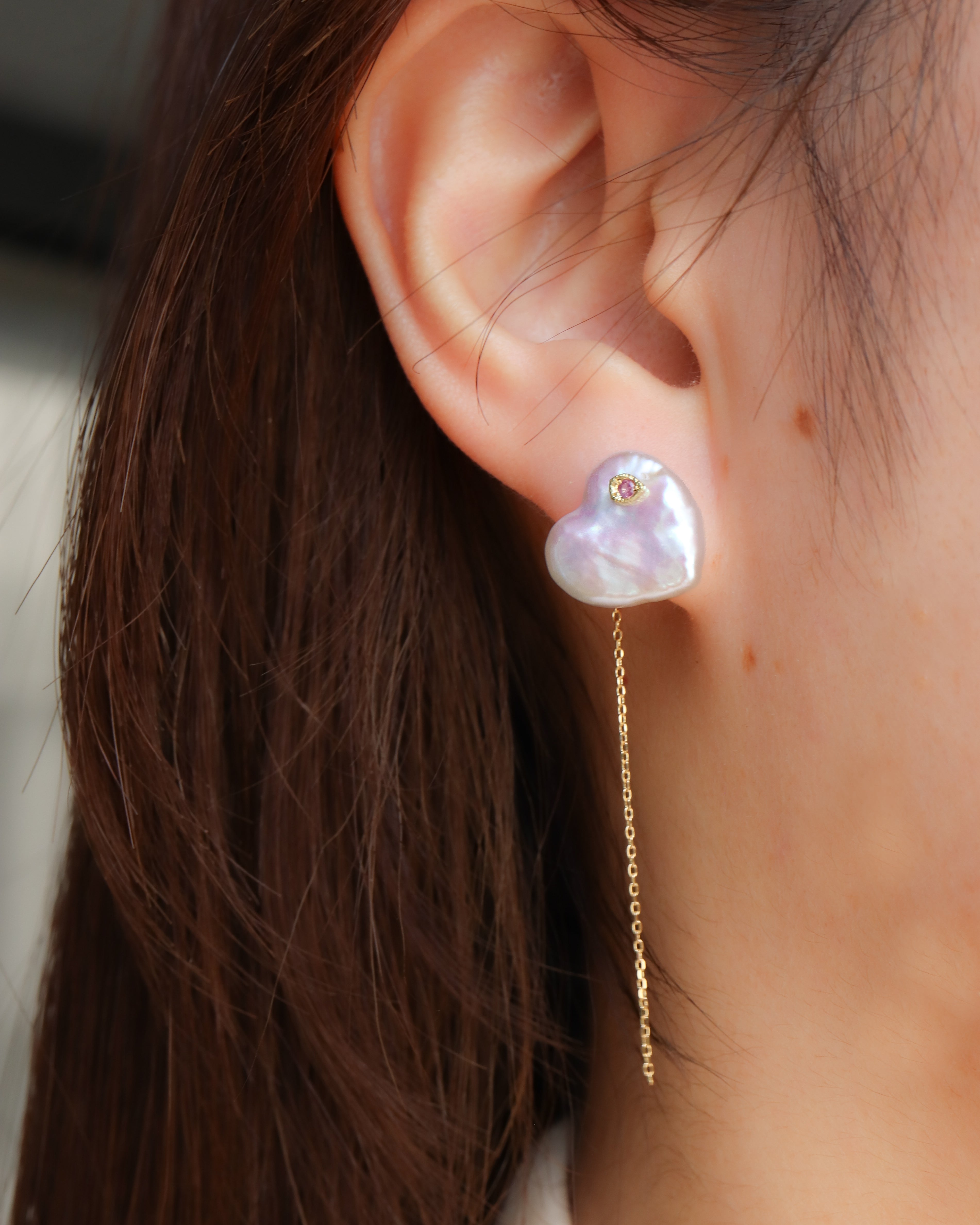 Flat Pierced Earring - Pearl -
