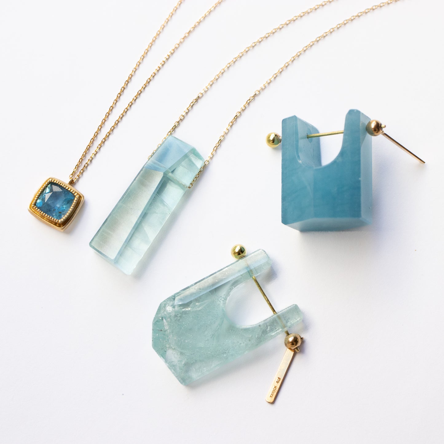 Rock Pierced Earring - Aquamarine -