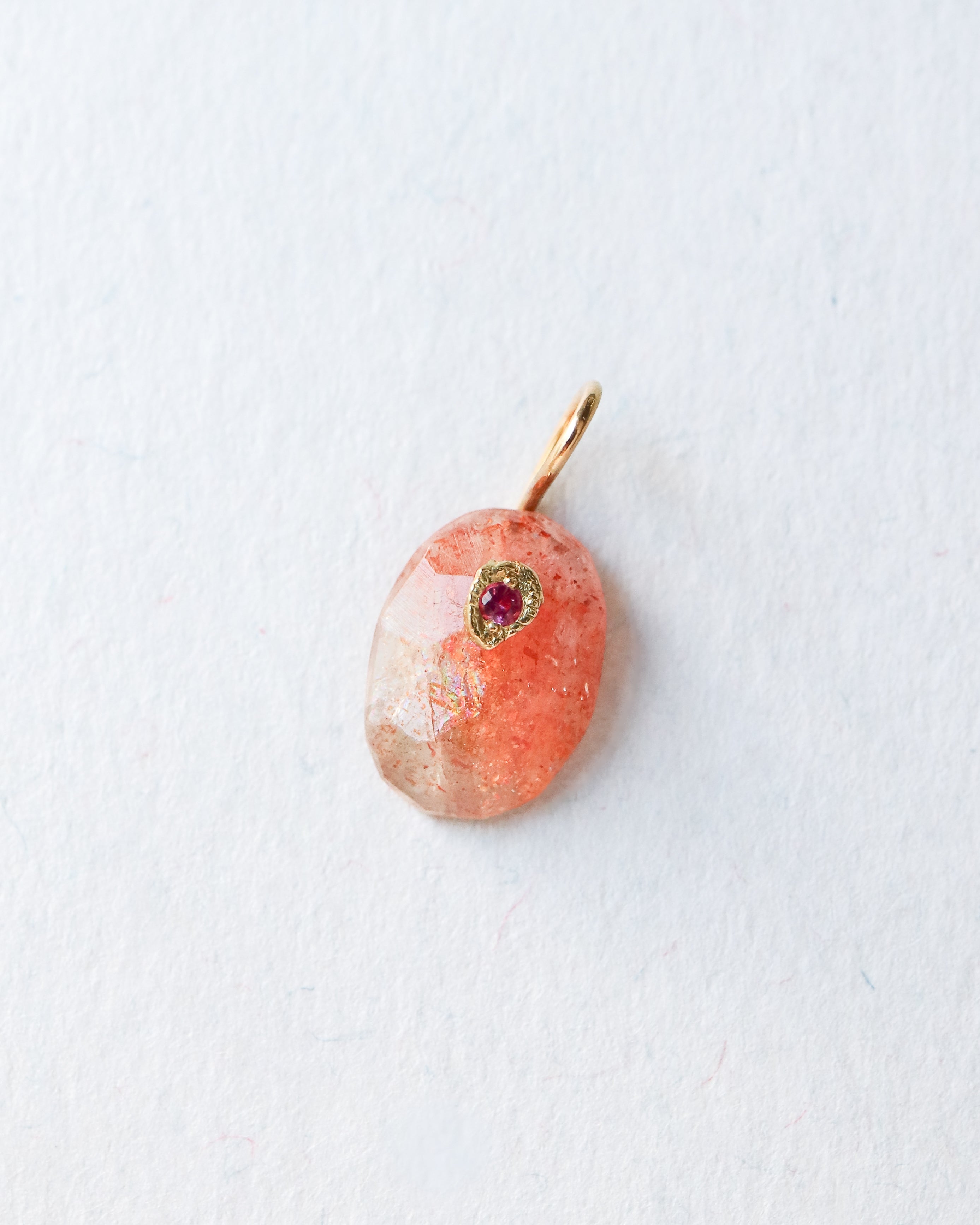Flat Necklace - Sunstone -