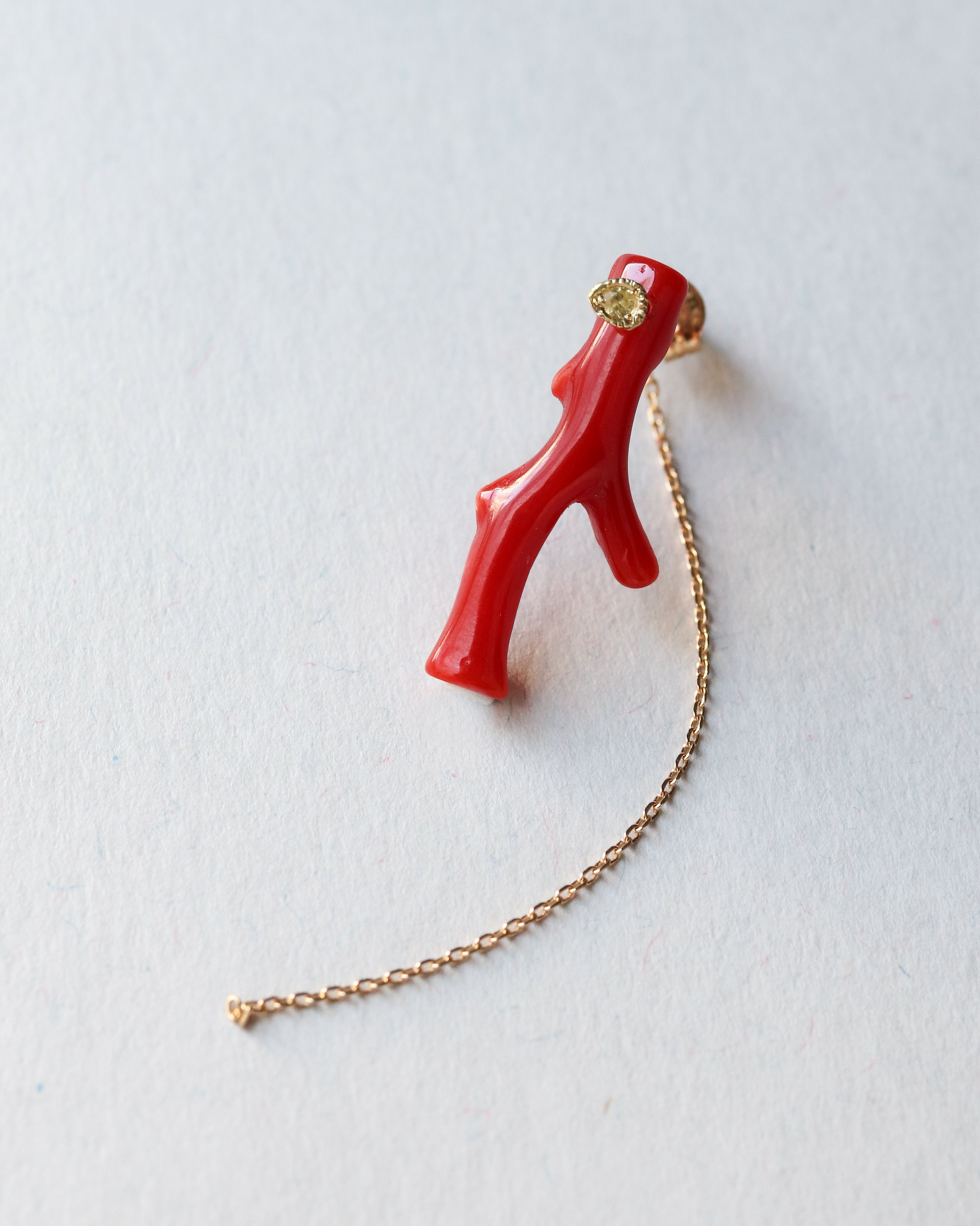 Flat Pierced Earring - Coral -