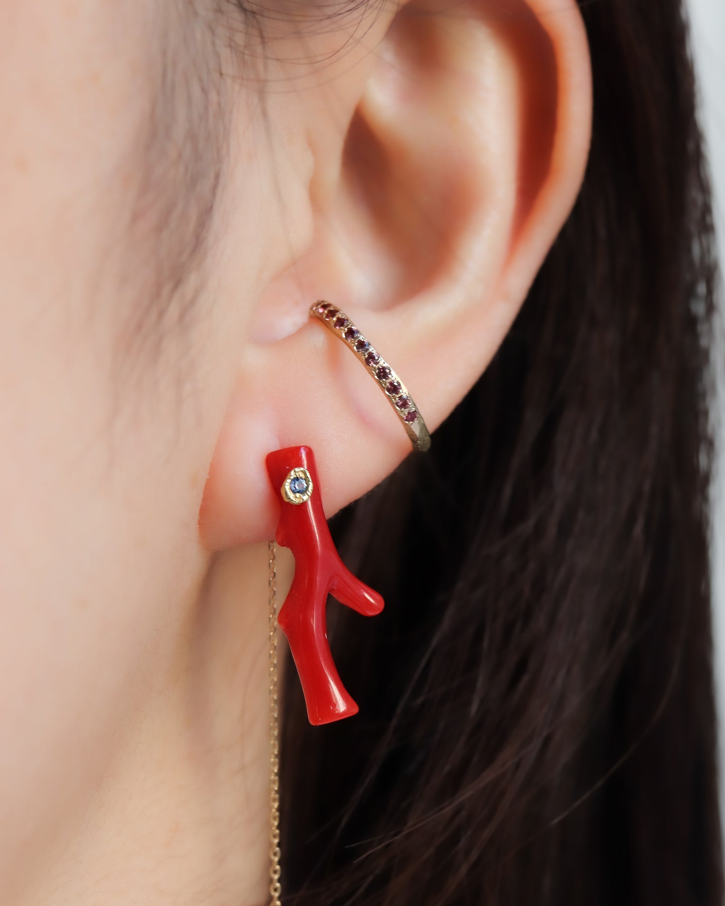 Flat Pierced Earring - Coral -