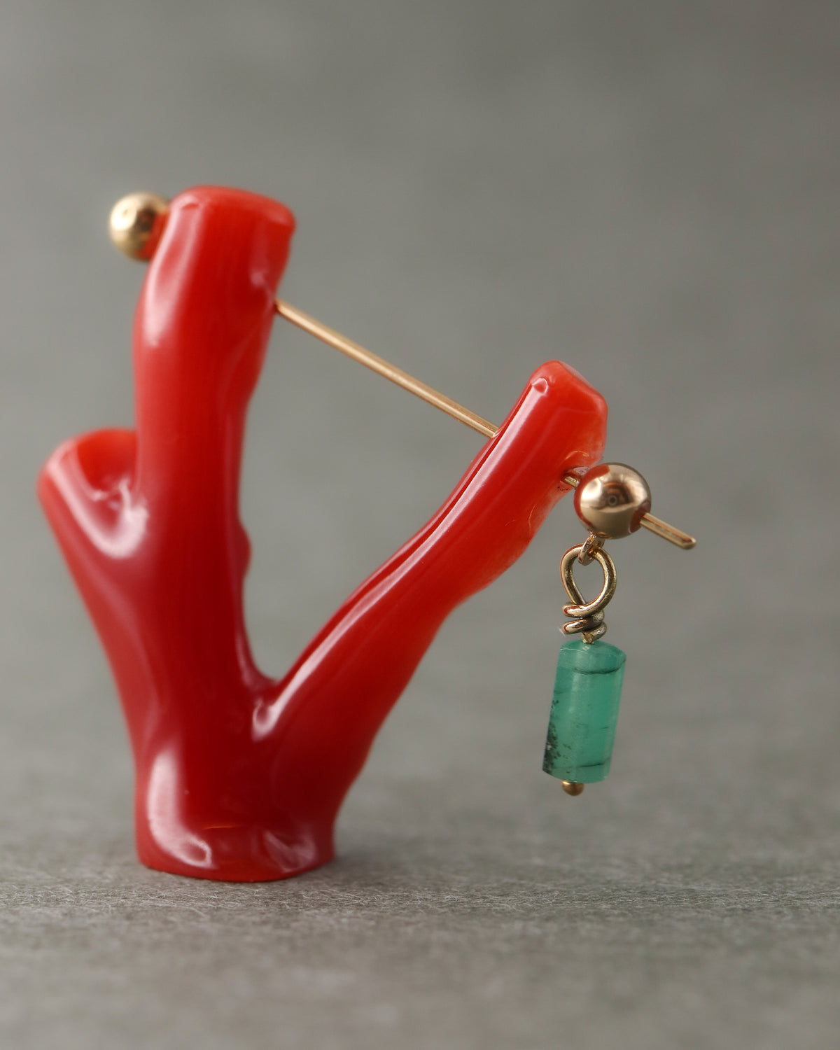 Rock Pierced Earring - Coral / Emerald -