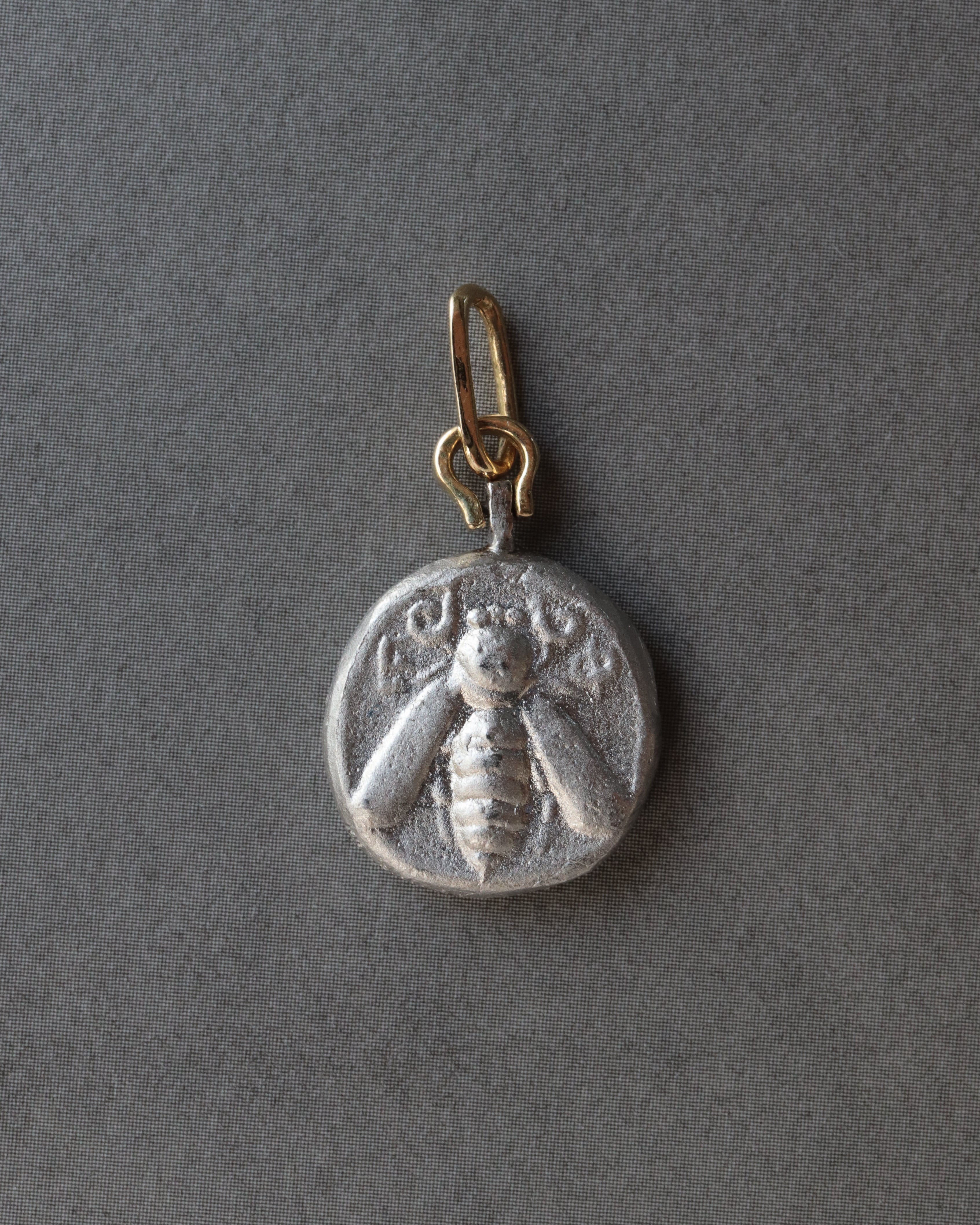 Apis Necklace - Diamond -