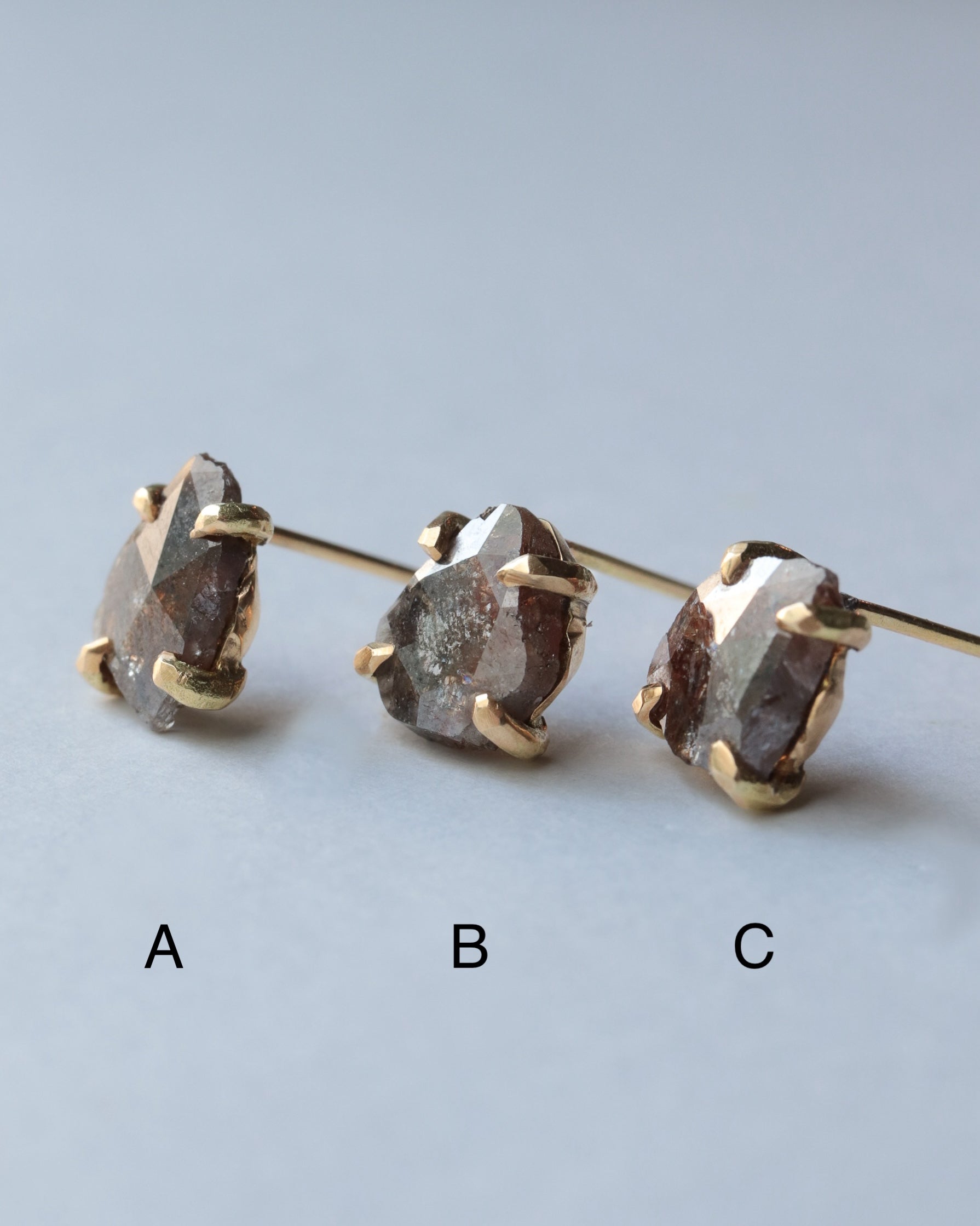 【Online Exclusive】Prong Pierced Earring Diamond - A -