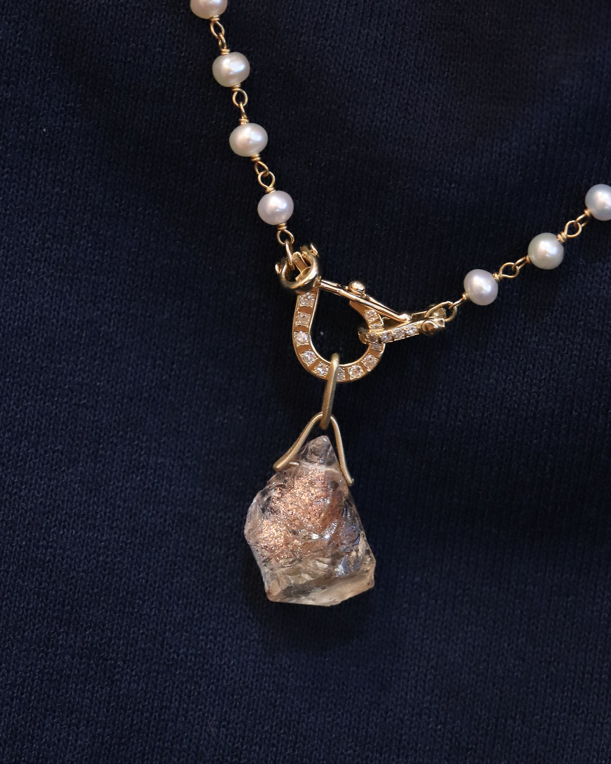 Horse Shoe Prong Necklace - Oregon Sunstone -