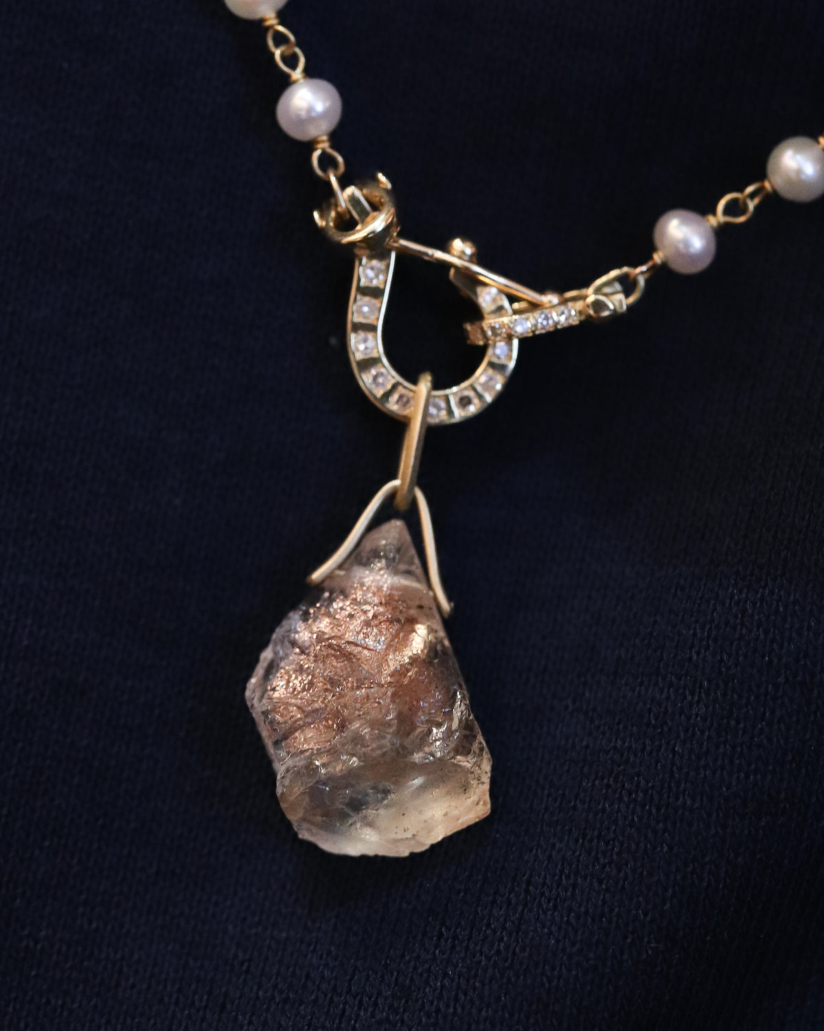 Horse Shoe Prong Necklace - Oregon Sunstone -