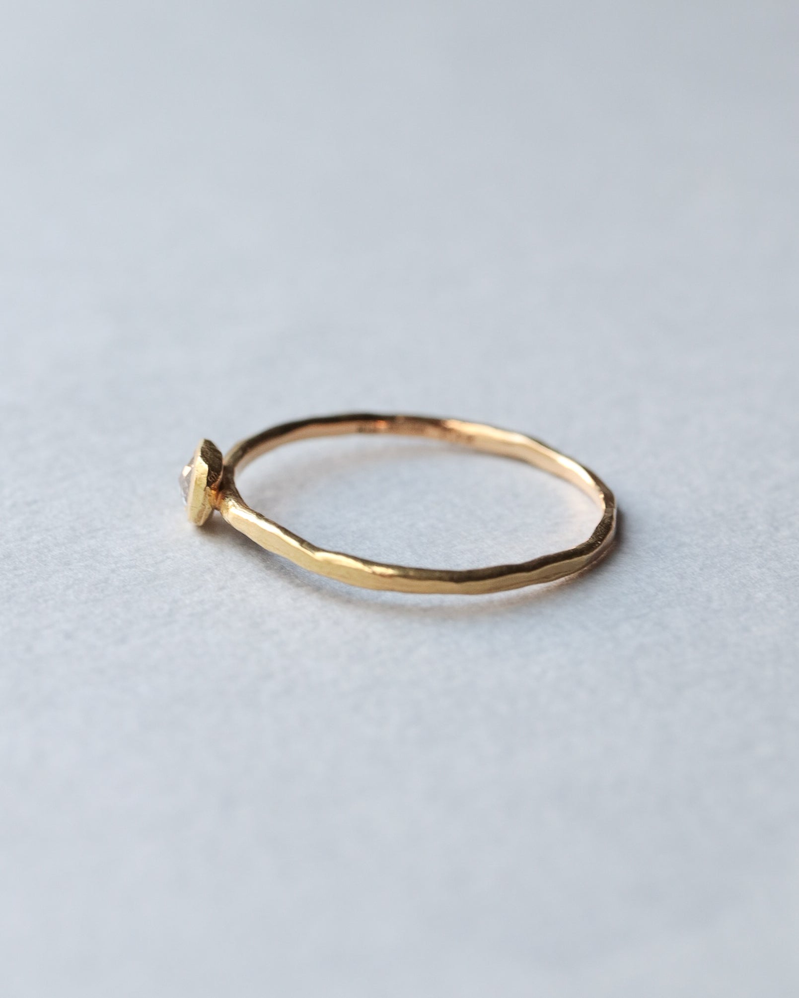 【Online Exclusive】Rough Collet Mini Ring - Natural Diamond -