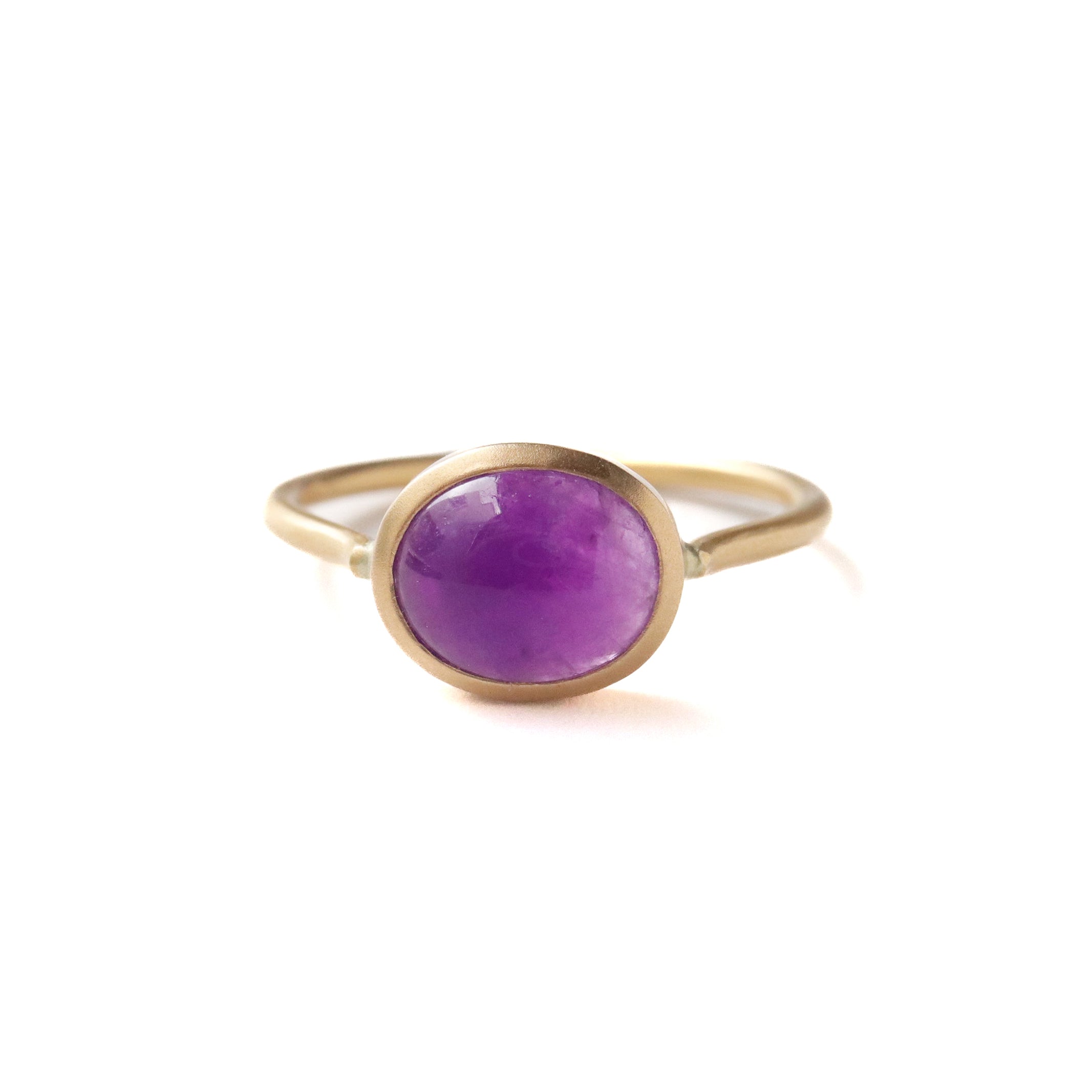 Collet Ring - Hackmanite -