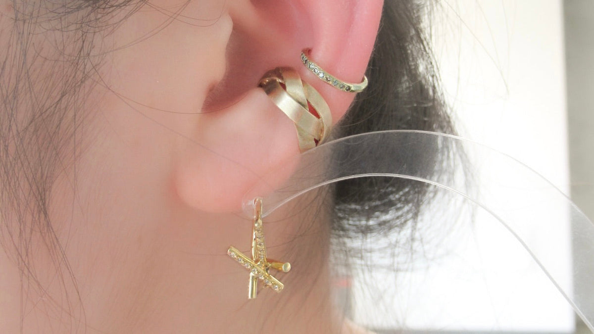 【staff blog】耳元をグッと華やかに...✴︎。・日常に溶け込む「Asterism Pierce」