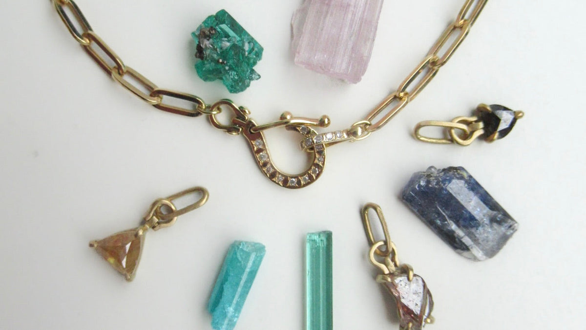 【staff blog】自然が生み出すアートをな輝き。世界に一つのRough stone top。