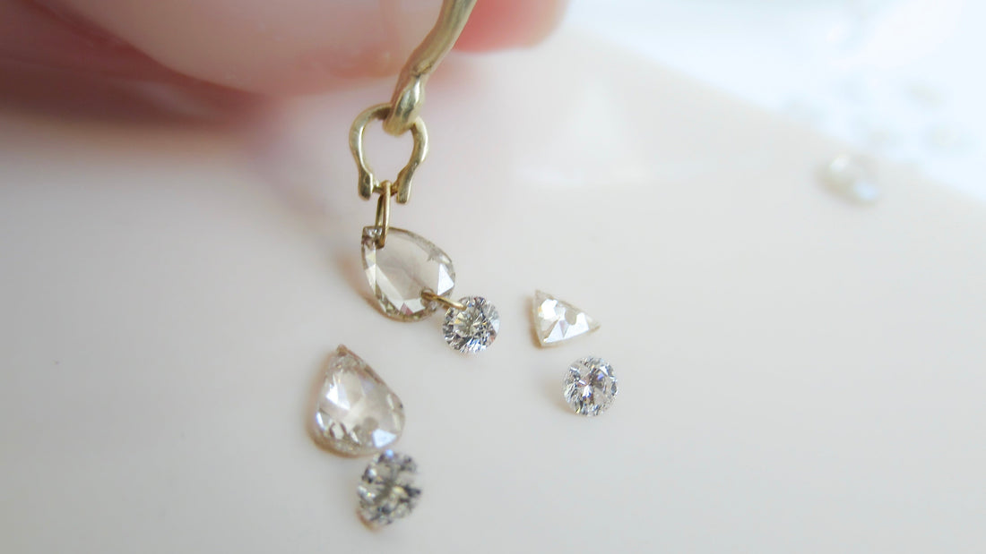 【staff blog】horseshoe diamond pierce / MONAKA osaka