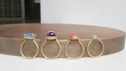 【staff blog】うるっと輝くカボションリングにときめく✴︎˚✧₊⁎