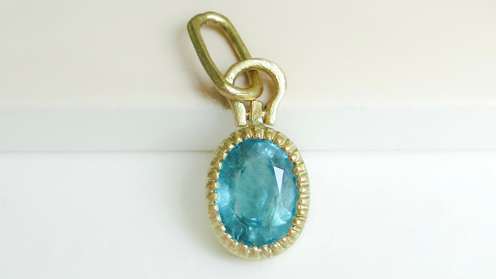 【 Customer Blog 】"Grandidierite" HorseShoe necklace / MONAKA osaka