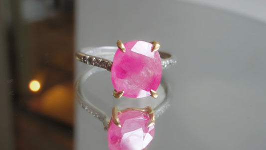 【 Customer Blog 】一粒のピンクが宿す、柔らかな輝きのルビーを指元に../ MONAKA osaka