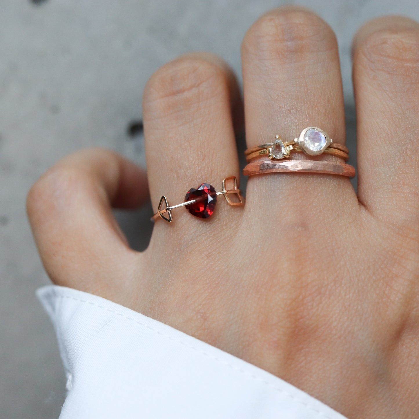 Zukyun Ring  - Garnet -