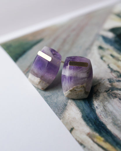 Bar stone Pierced Earring - Amethyst -