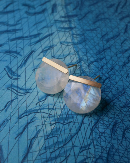 Bar stone Pierced Earring - Rainbow Moon Stone -