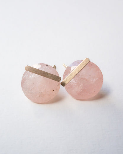 Bar stone Pierced Earring - Morganite -