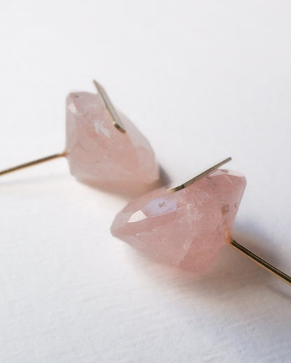Bar stone Pierced Earring - Morganite -