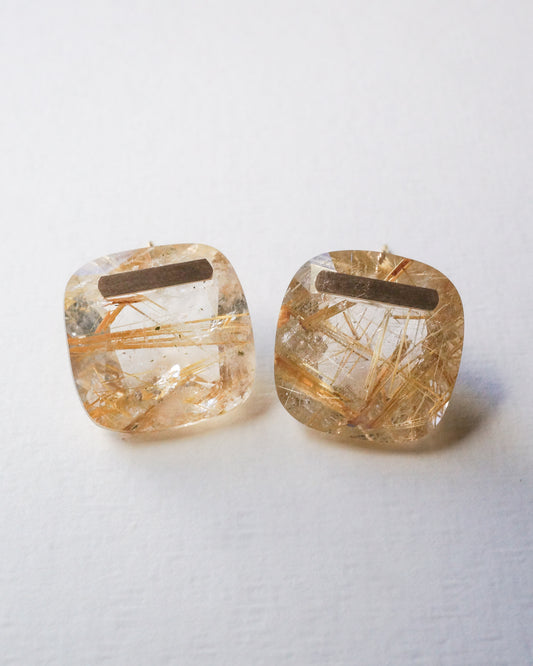 Bar stone Pierced Earring - Golden Rutilated Quartz -