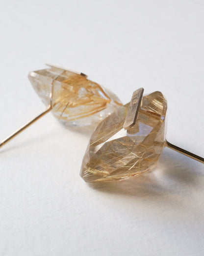 Bar stone Pierced Earring - Golden Rutilated Quartz -