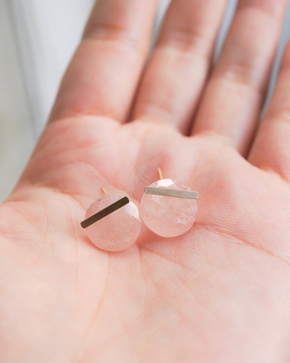 Bar stone Pierced Earring - Morganite -