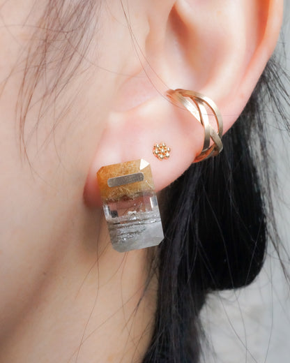 Bar stone Pierced Earring - Quartz -