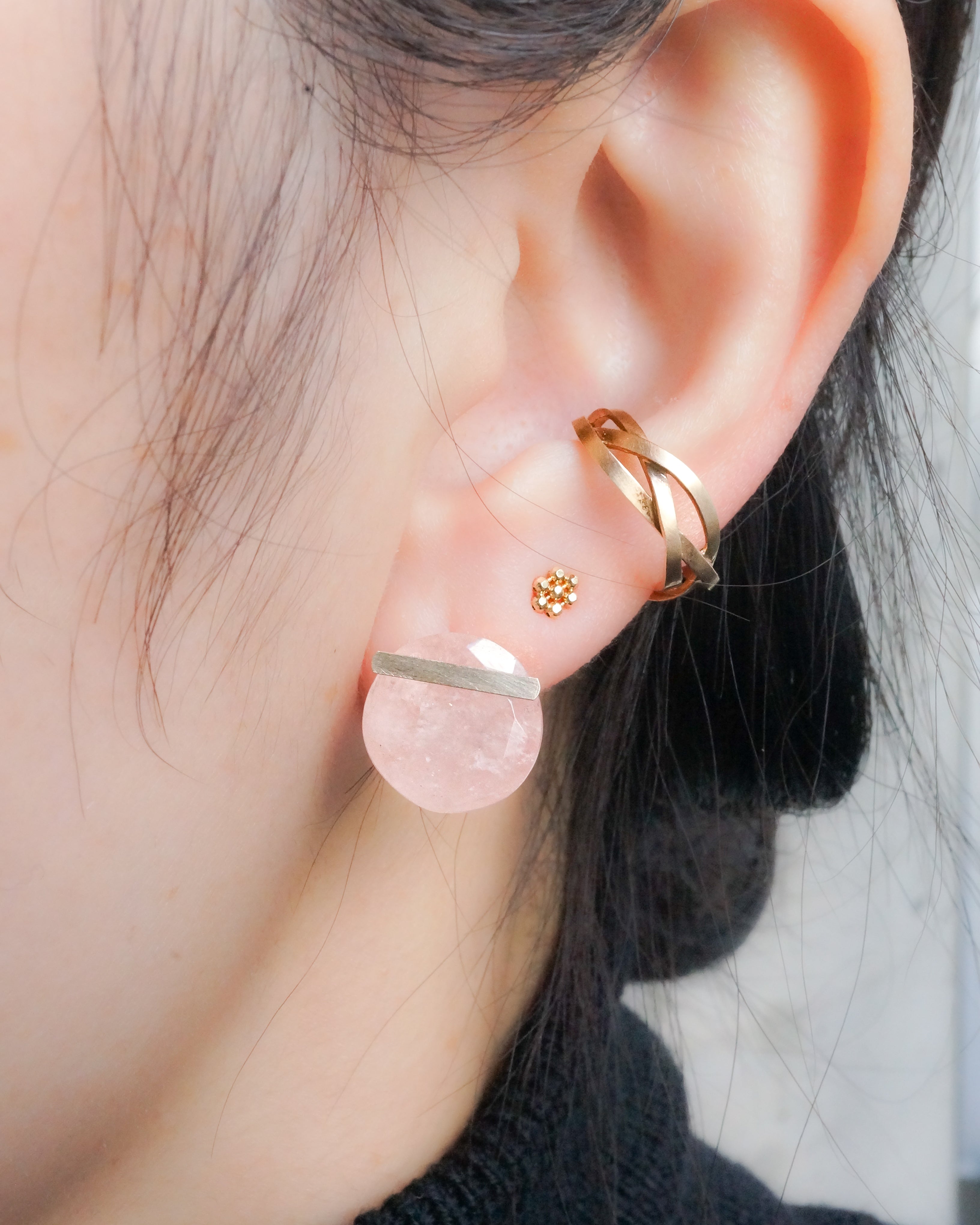 【美品】monaka jewellery  バーダイアモンドピアス　K18YG Bar stone Pierced Earring - Morganite - – MONAKA jewellery