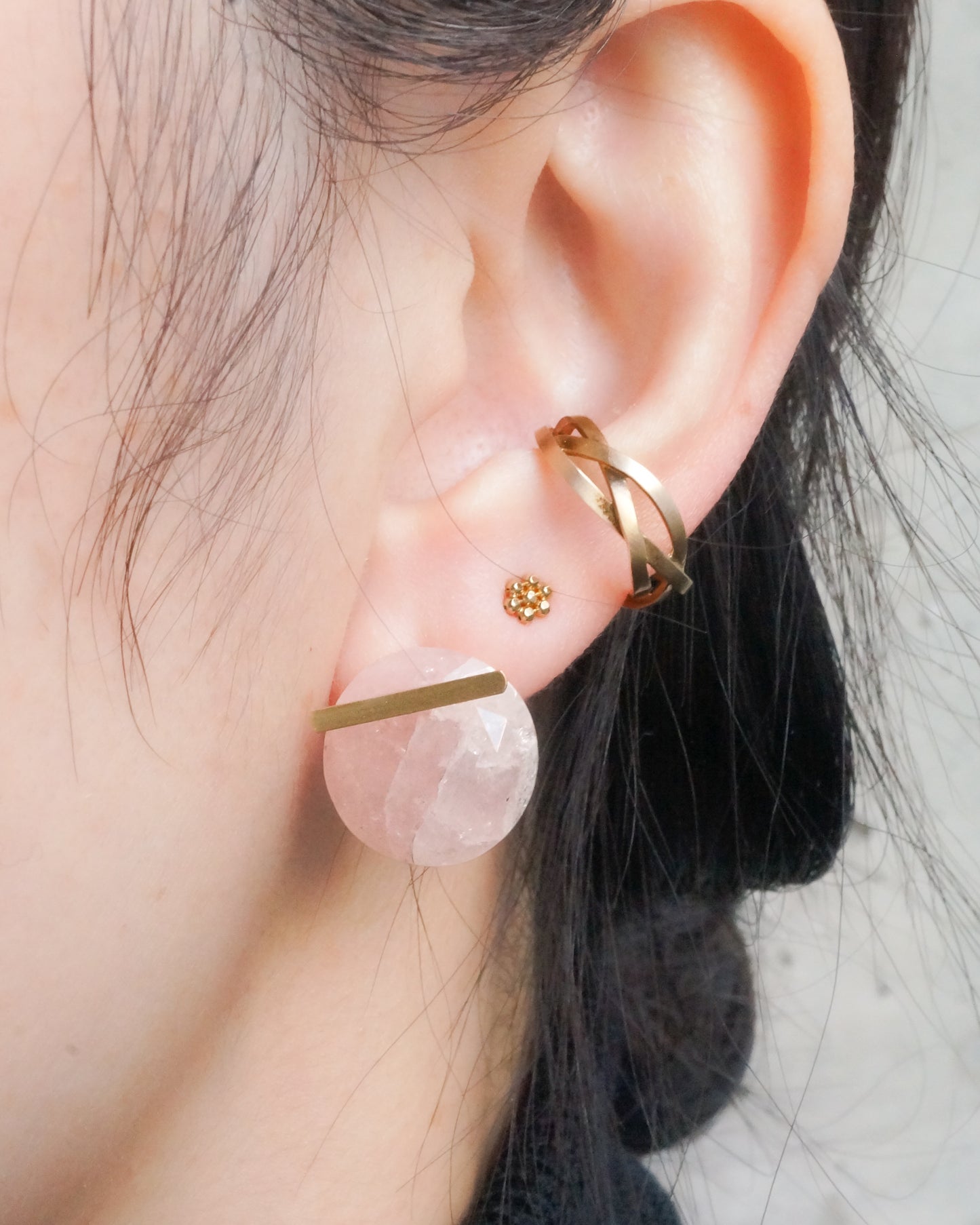 Bar stone Pierced Earring - Morganite -