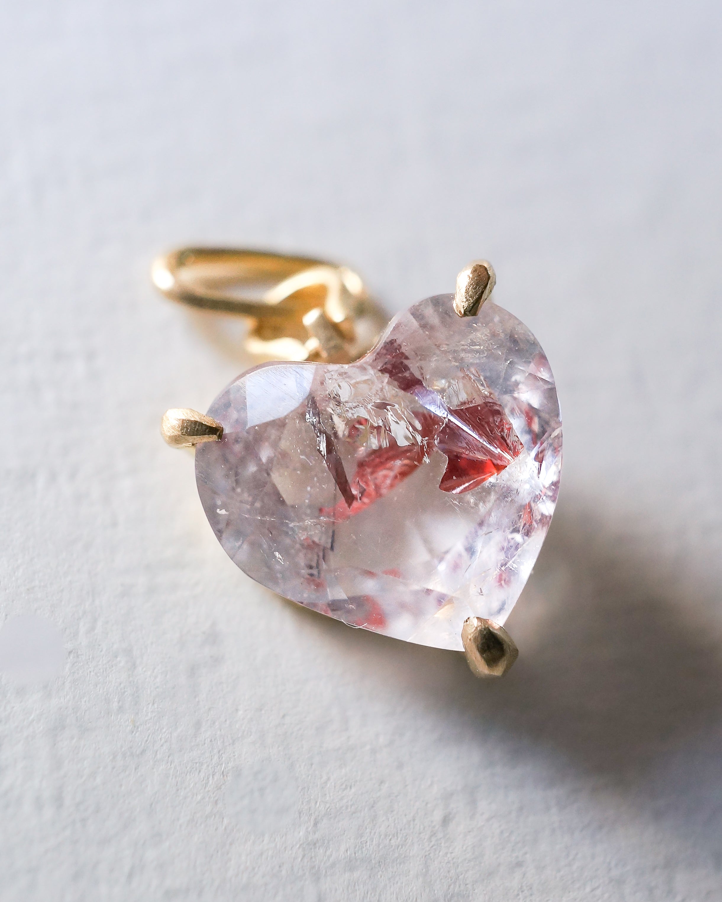 HorseShoe prong Necklace  - Strawberry Quartz -