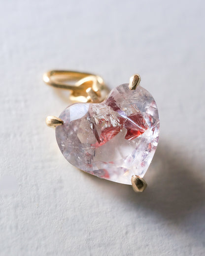 HorseShoe prong Necklace  - Strawberry Quartz -