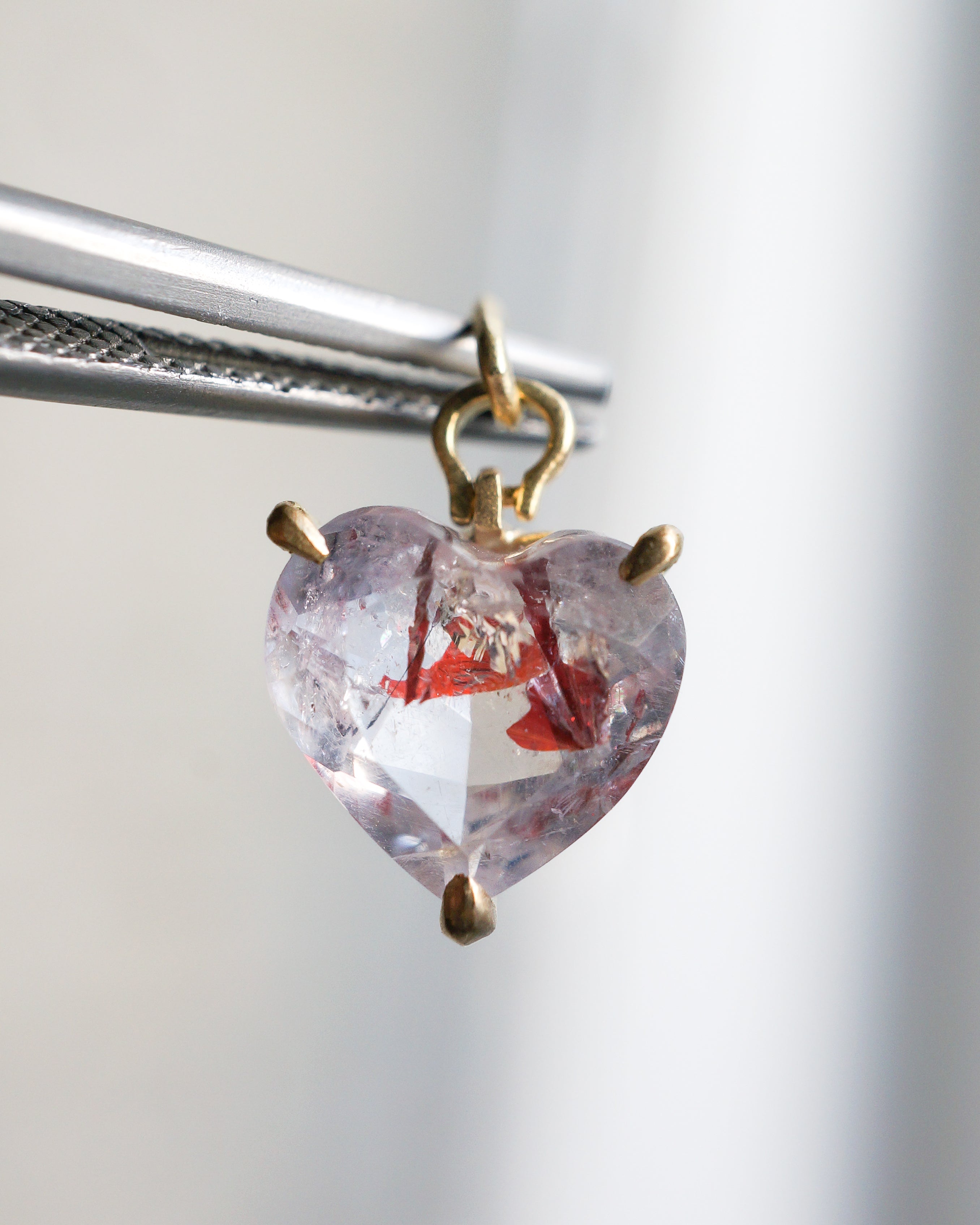 HorseShoe prong Necklace  - Strawberry Quartz -