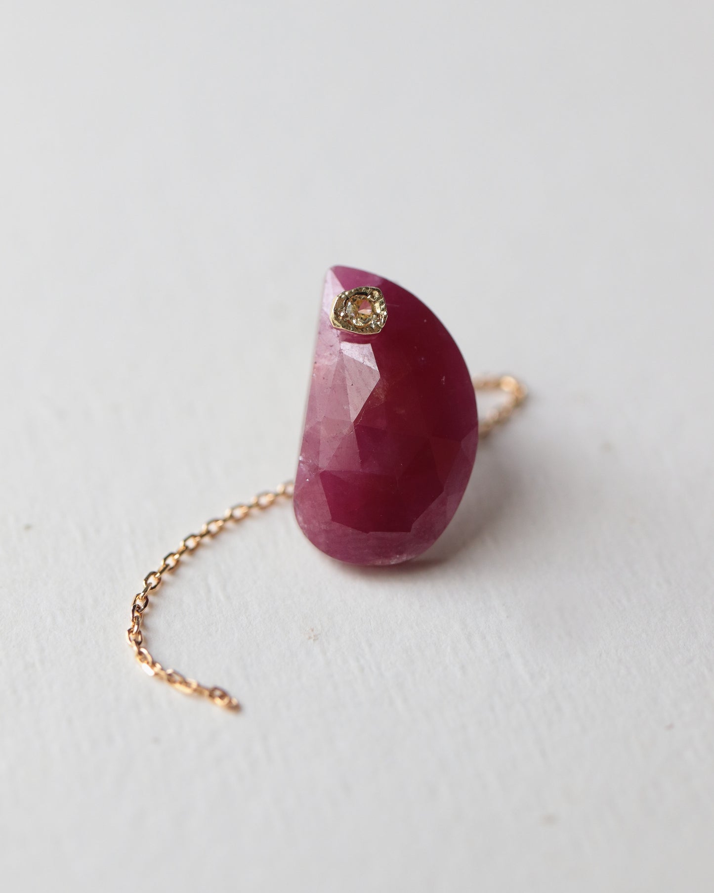 Flat Pierced Earring - Ruby -