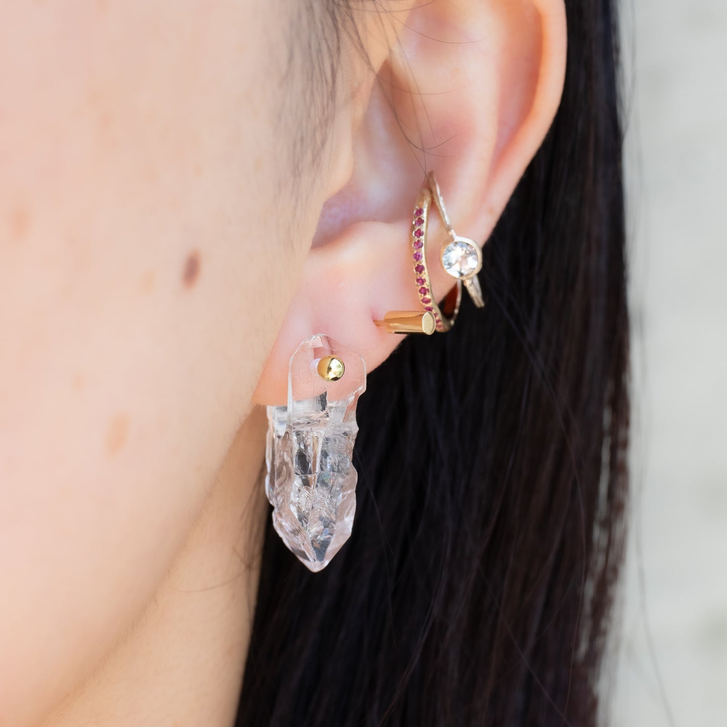 Rock Pierced Earring - Diamond Quartz -