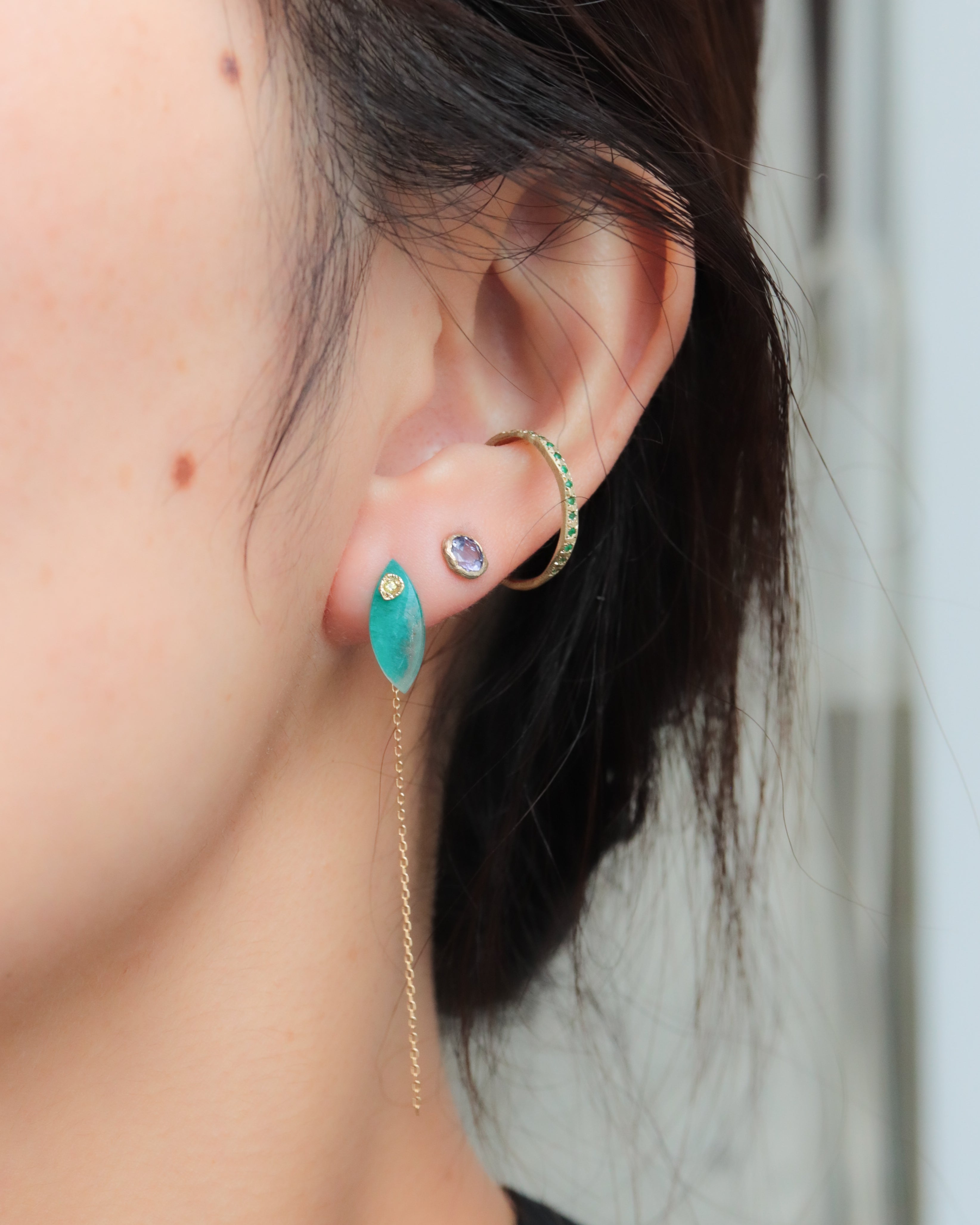 MONAKA jewellery / フラットピアス Flat Pierced Earring - Sapphire - – MONAKA jewellery