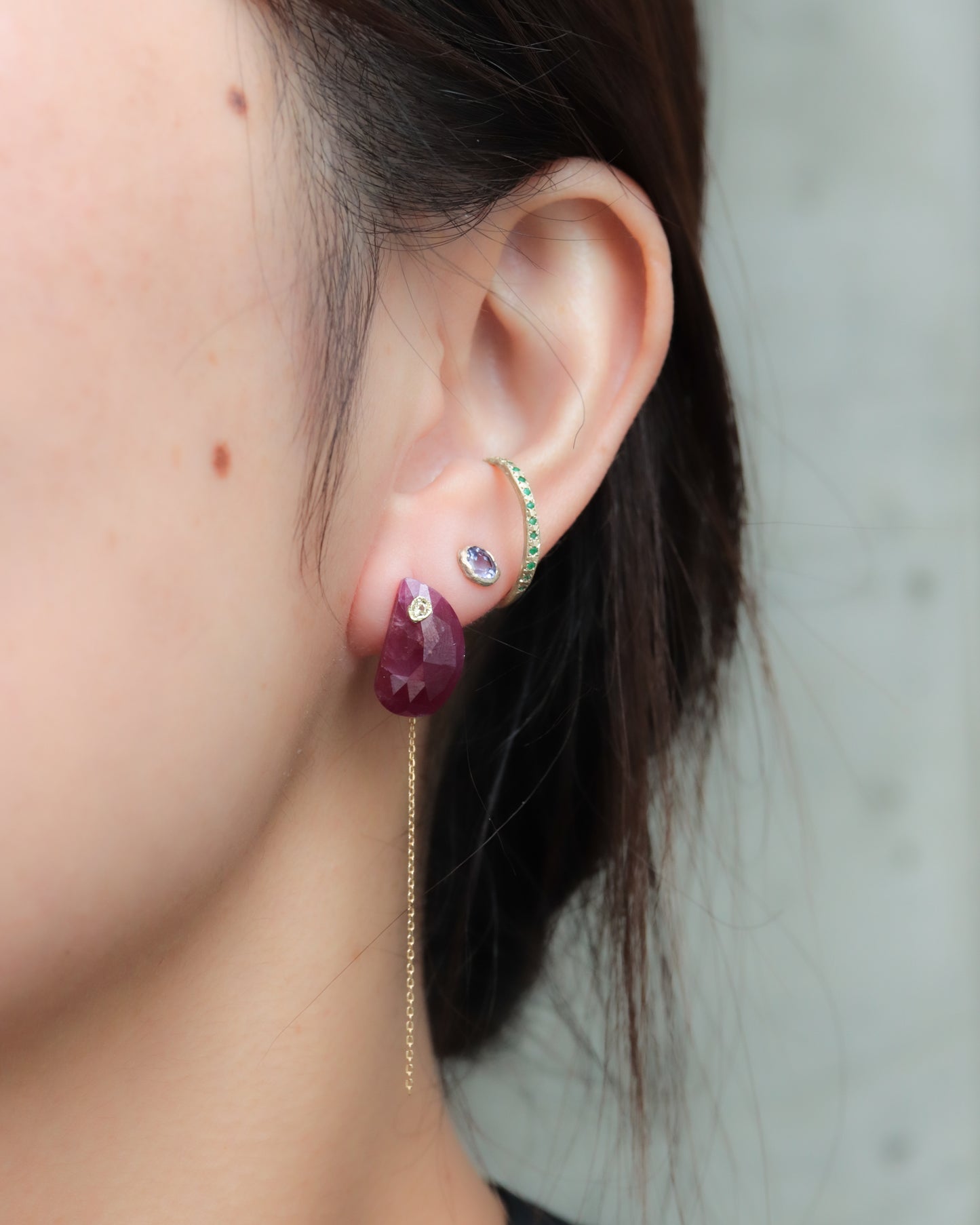 Flat Pierced Earring - Ruby -