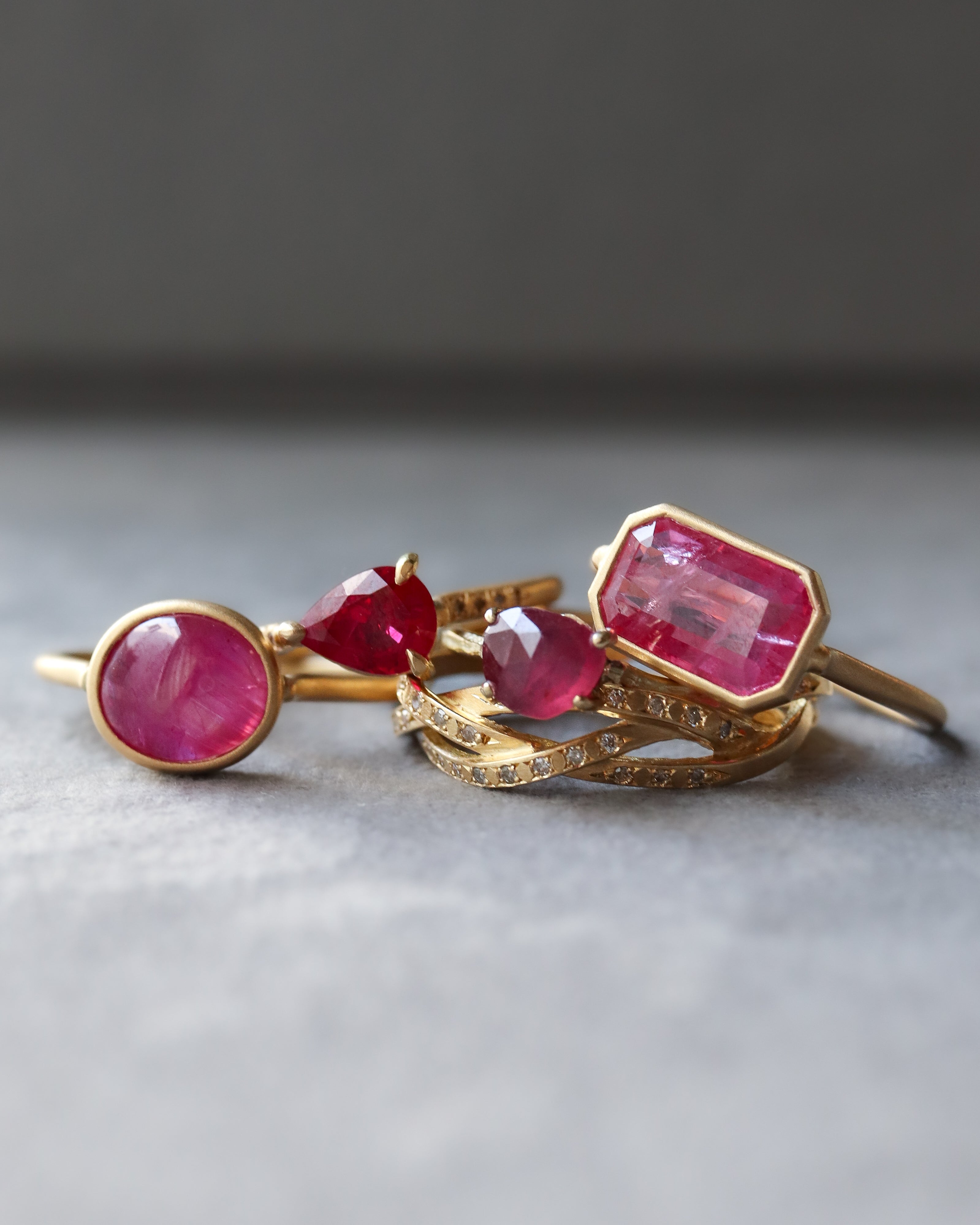 Collet Ring - Ruby -