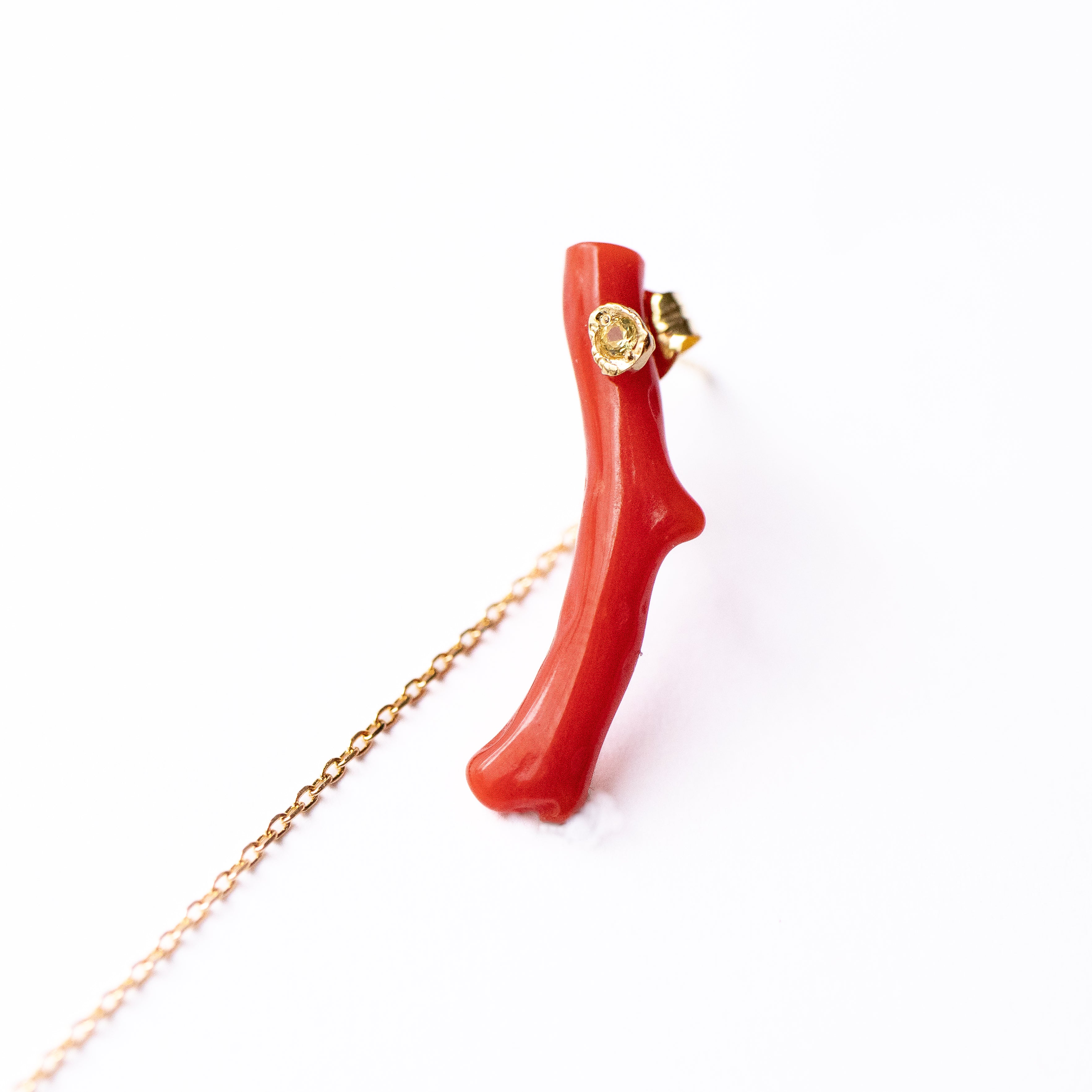 Flat Pierced Earring - Coral -