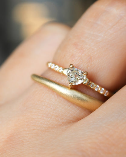 Prong Ring - Diamond -