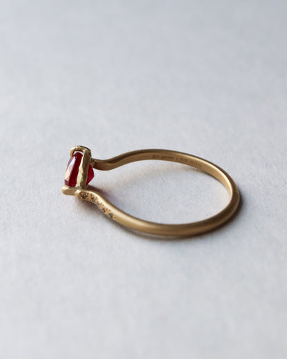 【coming soon】Prong Ring - Ruby -